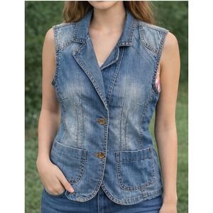 Comfort‎ Denim Juniors XL Blue Denim Vest Floral Lined Sleeveless Jacket NWT